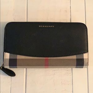 Burberry wallet